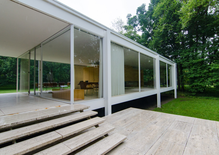 Ludwig Mies Van der Rohe design. Photo by Eric Allix Rogers ok3erscsbstgjsp15ejqkocsctlbb7gjj3hpstlnn0 What Is Minimalist Design and How to Apply It 2